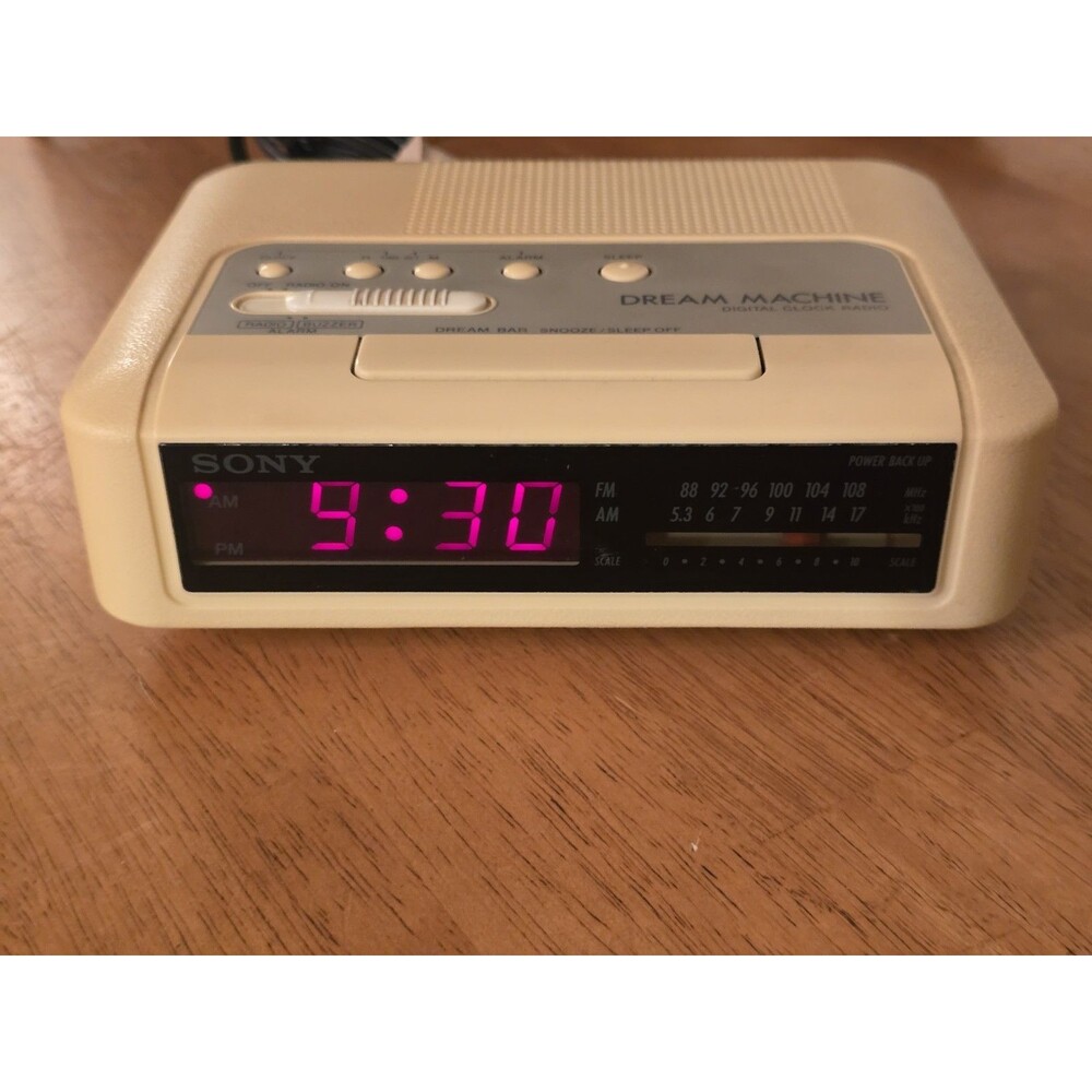 Vintage Sony Dream Machine ICF-C240 AM/FM Clock Radio Pink LED Cream Tested